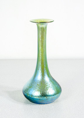 Vaso in vetro soffiato iridescente LOETZ Austria Papillon crete. Fine Ottocento, Primissimo Novecento