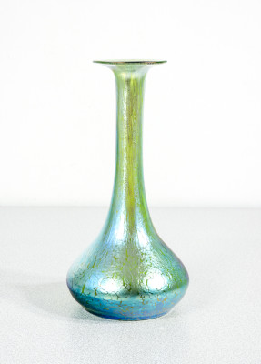 Vaso in vetro soffiato iridescente LOETZ Austria Papillon crete. Fine Ottocento, Primissimo Novecento