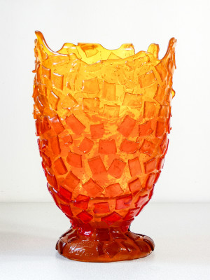 Vaso in resina Rock design Gaetano PESCE per FISH Design. Italia, 2017