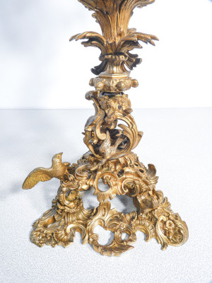 Coppia di grandi candelabri a sei lumi Napoleone III in bronzo dorato. Metà Ottocento