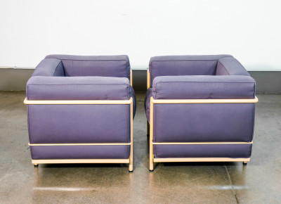 Coppia di poltrone LC2 design LE CORBUSIER, JEANNERET, PERRIAND per Cassina. n. 29562. Italia, Anni 60