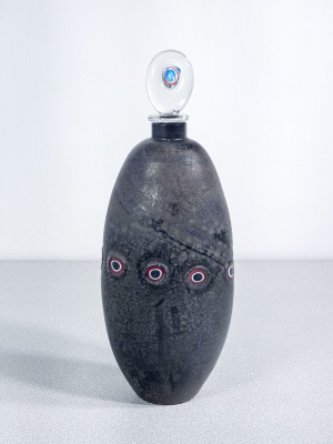Coppia di bottiglie della serie Scavo in vetro sonoro soffiato, design Alfredo BARBINI. Murano, Anni 70