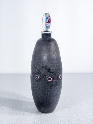 Coppia di bottiglie della serie Scavo in vetro sonoro soffiato, design Alfredo BARBINI. Murano, Anni 70