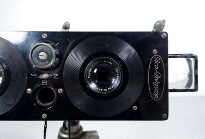Fotocamera stereoscopica ICA Polyscop con obiettivi Carl Zeiss Tessar. Germania, Anni 10/20