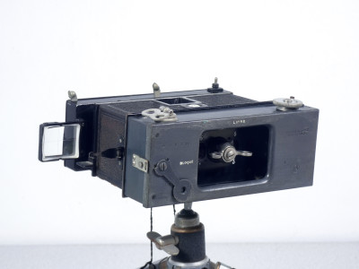 Fotocamera stereoscopica ICA Polyscop con obiettivi Carl Zeiss Tessar. Germania, Anni 10/20