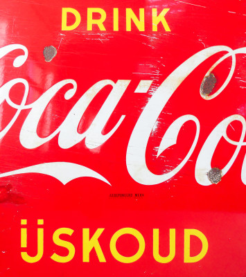 Insegna pubblicitaria COCA COLA, lamiera d'acciaio smaltata. Olanda, Anni 50