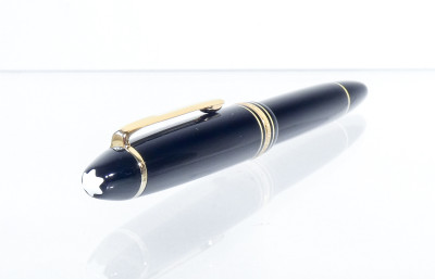 Penna stilografica MONTBLANC Meisterstuck n°146, Pennino F, caricamento a stantuffo, astuccio e confezioni originali. West Germany, Anni 80