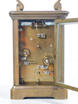 Orologio Officier, Pendulette con sveglia. Funzionante. Primo Novecento