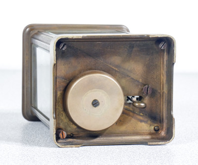 Orologio Officier, Pendulette con sveglia. Funzionante. Primo Novecento