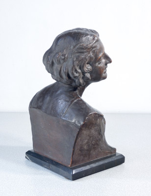 Scultura in terracotta Busto di giovane donna. Italia, Metà Novecento