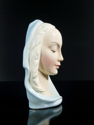 Scultura in ceramica C.I.A. Manna, Madonna sorriso, n. 101 Torino, Anni 40