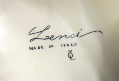 Medaglione in ceramica Madonna con Bambino, LENCI con firma AJA. Torino, Anni 30