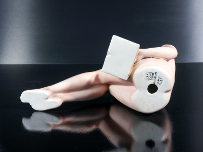 Scultura in ceramica Nudo di donna, manifattura TRE A.A.A. Torino, Anni 30