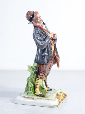 Scultura in ceramica dipinta a mano Giuseppe CAPPÉ, Cacciatore con cane, lepre e pipa. Italia, Anni 50