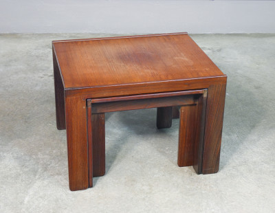 Tris di tavolini estraibili mod. 777, design Afra & Tobia SCARPA per CASSINA. Italia, Anni 60