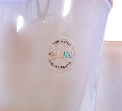 Vaso Fazzoletto design Fulvio BIANCONI per VENINI. Murano, 2020