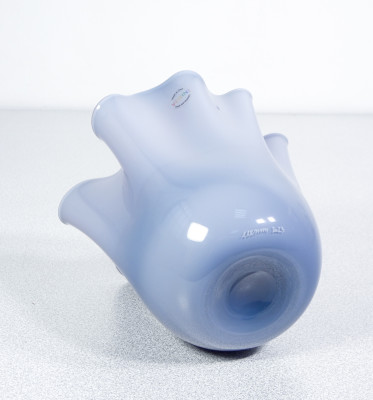 Vaso Fazzoletto design Fulvio BIANCONI per VENINI. Murano, 2023