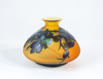 Vaso in vetro firmato Émile GALLÉ Art Nouveau. Francia, Secondo Ottocento